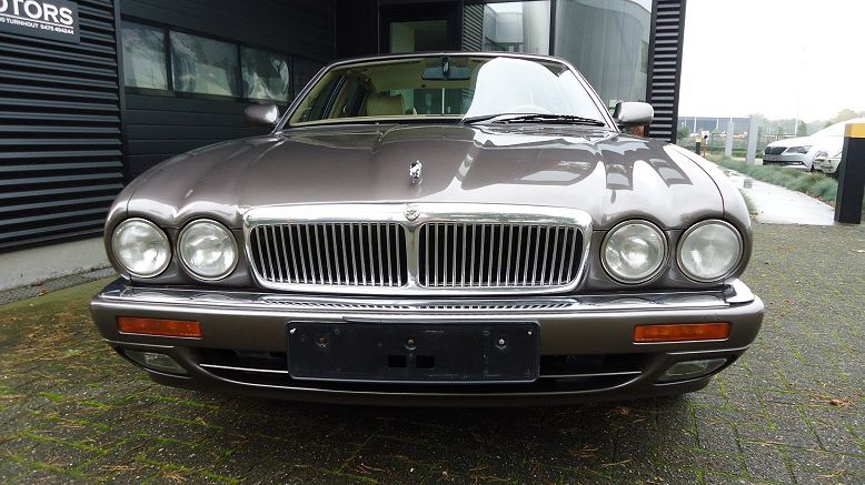 Jaguar XJ6 - VERKOCHT