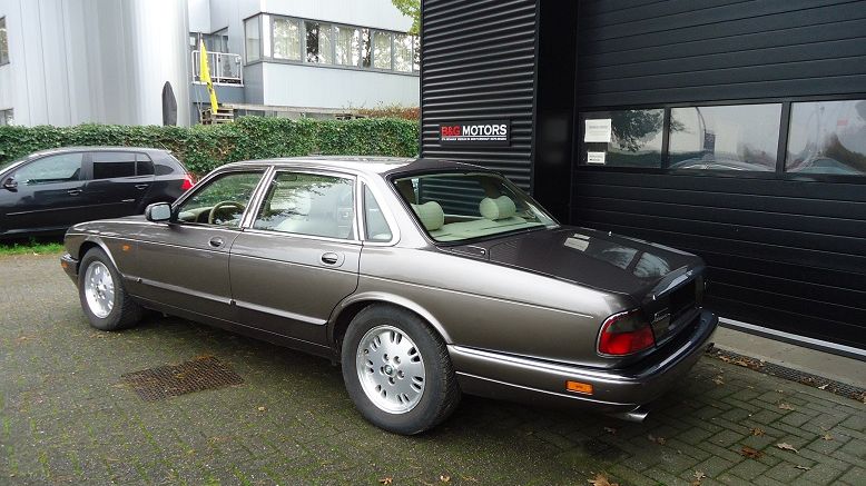 Jaguar XJ6 - VERKOCHT