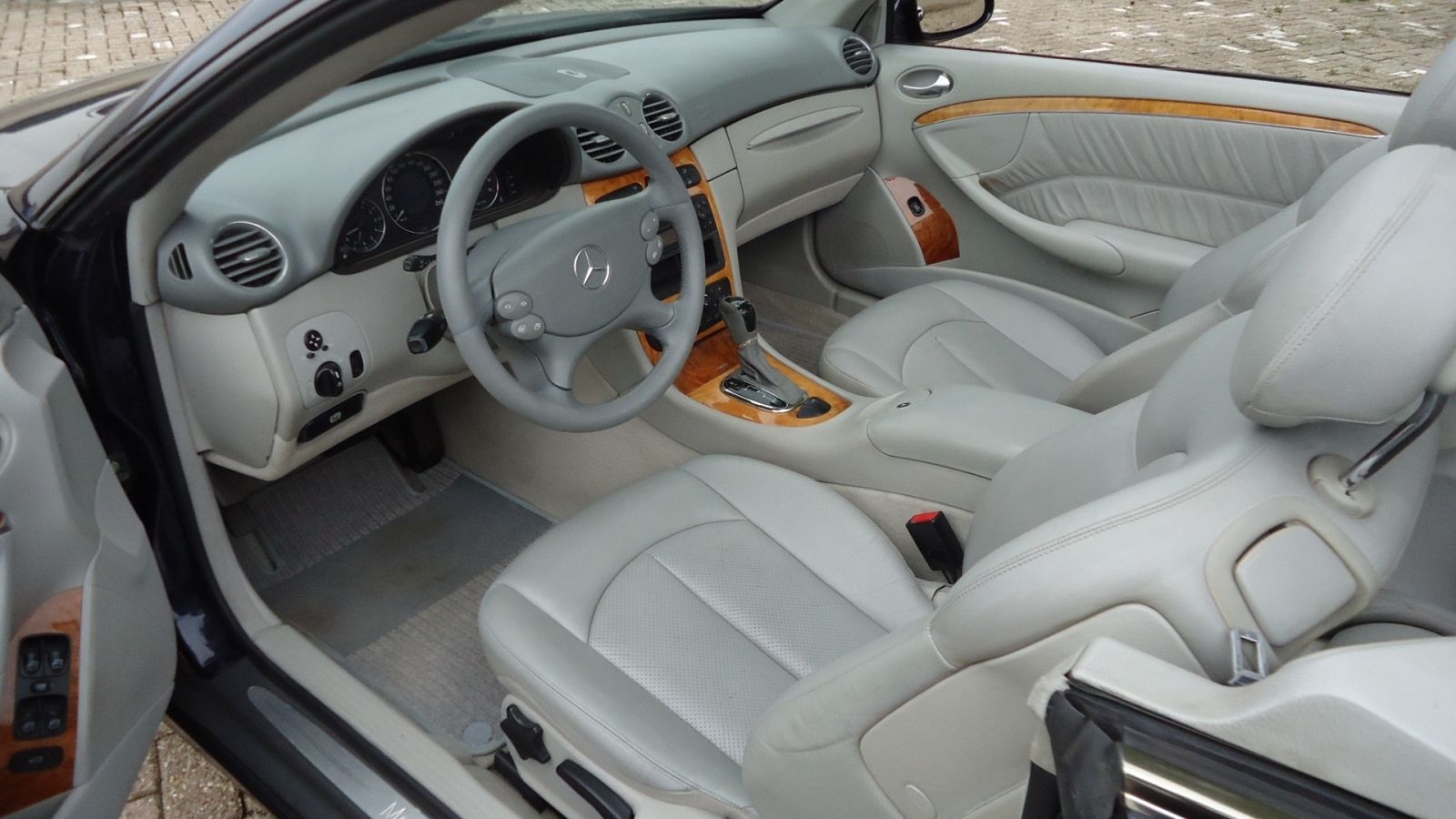 Mercedes-Benz CLK CABRIOLET - W 209 KOMPRESSOR