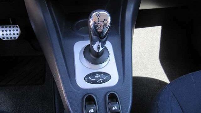 Peugeot 1007 automaat VERKOCHT