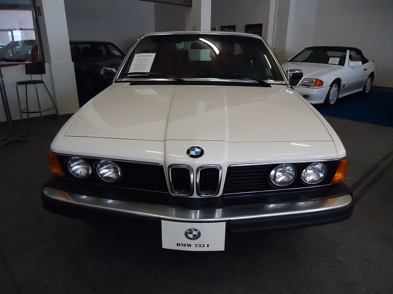 BMW 733 - E23