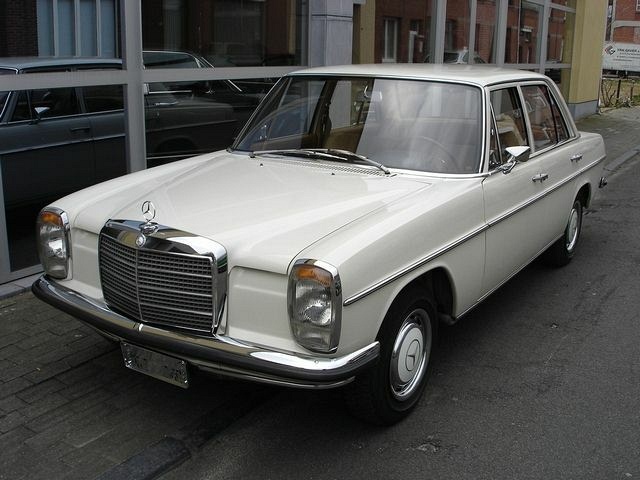 Mercedes-Benz 200 - model /8