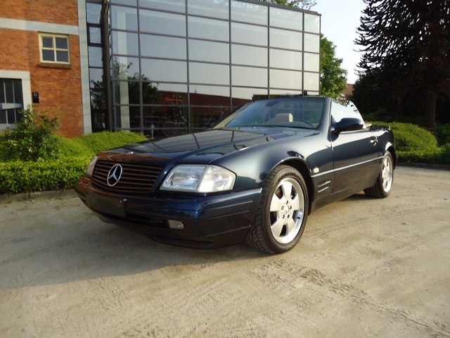 Mercedes-Benz SL 300 - cabrio