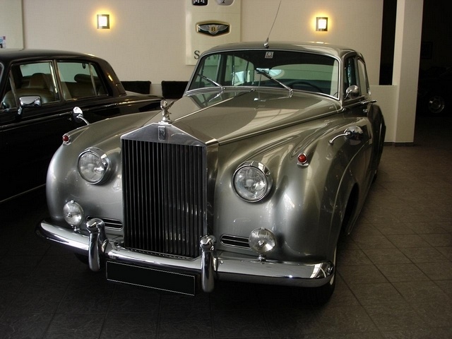 Rolls-Royce Silver Cloud - 2